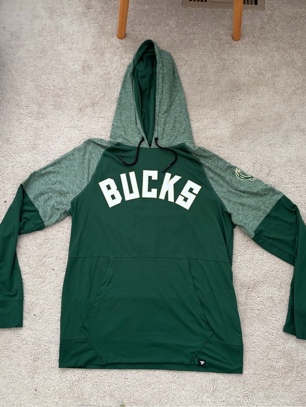 Milwaukee Bucks Hooded Long Sleeve